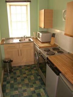 1 bedroom flat to rent, South Street, Perth