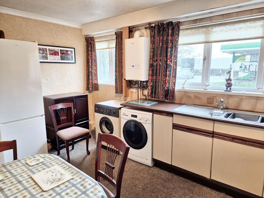 Dining Kitchen