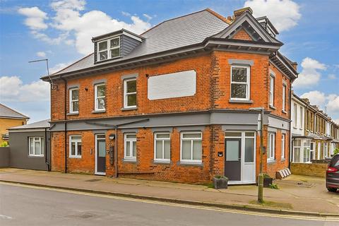 1 bedroom apartment for sale, Telegraph Road, Deal, Kent