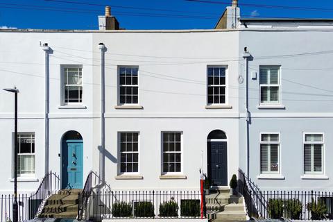 4 bedroom terraced house for sale, Suffolk Street, Cheltenham, Gloucestershire, GL50