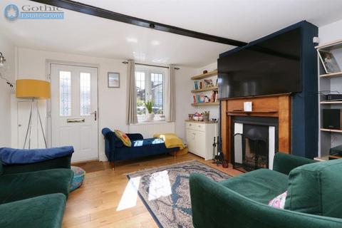 4 Davis Row, Arlesey, SG15 6RB