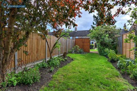 4 Davis Row, Arlesey, SG15 6RB