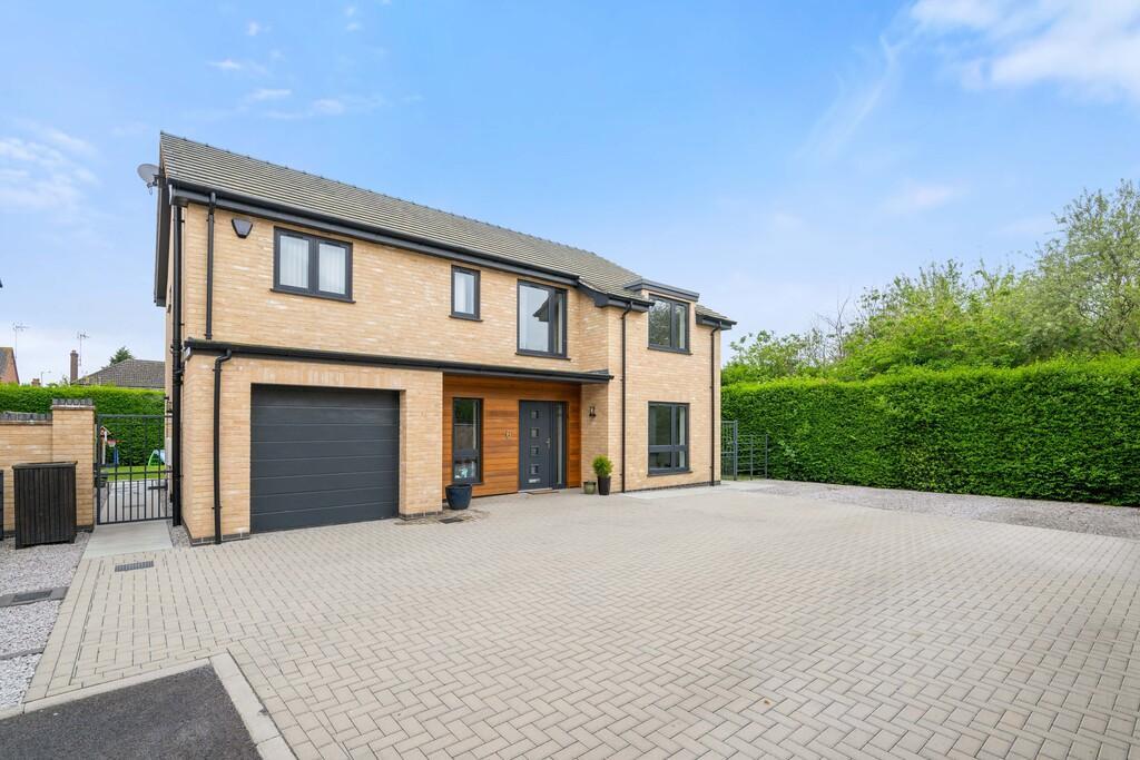 Rockcliffe Gardens, Wisbech, PE13 2TD 4 bed detached house for sale £