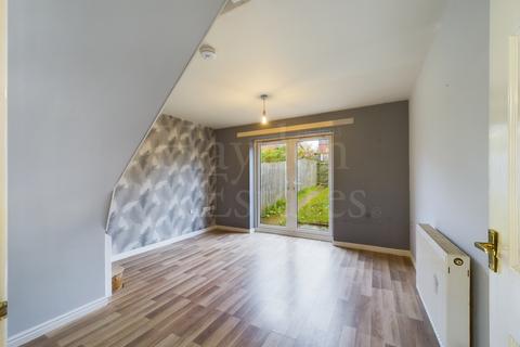 24 Cleobury Meadows, Cleobury Mortimer, Kidderminster, DY14 8EY