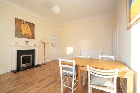 2 bedroom flat to rent, Saughton Avenue, Edinburgh, EH11