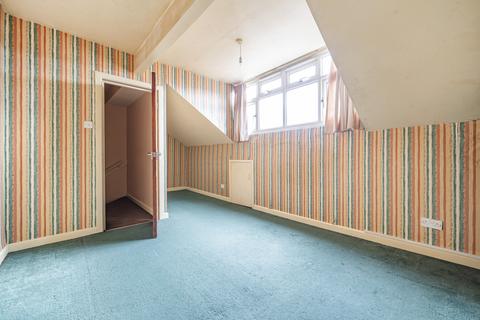 2 bedroom terraced house for sale, Nunnington Avenue, Leeds, West Yorkshire, LS12