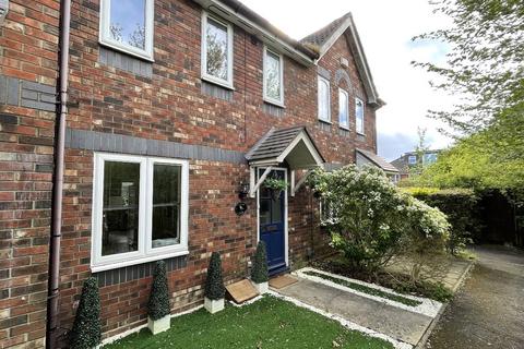 2 bedroom terraced house to rent, Hebbecastle Down, Warfield, Bracknell, Berkshire, RG42