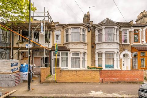 3 bedroom terraced house for sale, Jedburgh Road, Plaistow, London, E13