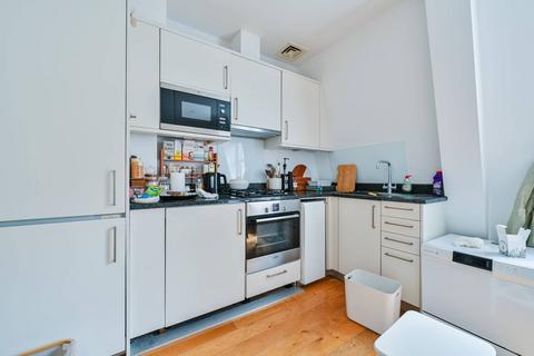 1 bedroom flat to rent, Barter Street, Bloomsbury, London, WC1A