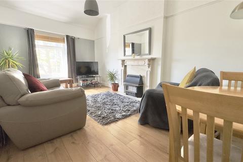 2 bedroom apartment for sale, Bridge Road, West Kirby, Wirral, Merseyside, CH48