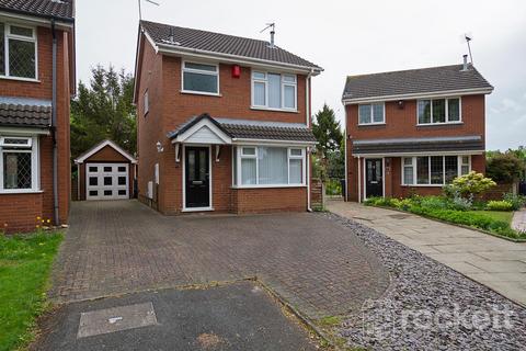 3 bedroom detached house to rent, Clews Walk, Newcastle under Lyme, Staffordshire, ST5