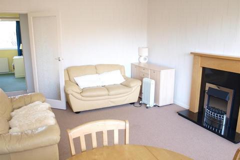 2 bedroom apartment for sale, Moorland, Leeds LS17