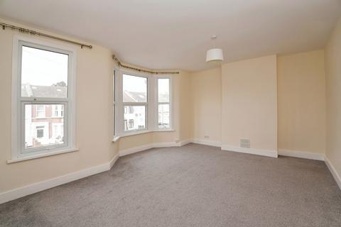 1 bedroom flat for sale, Windsor Road, ILFORD, IG1
