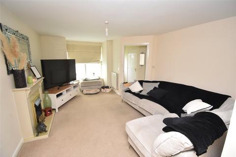 3 bedroom detached house for sale, Farriers Way, Houghton Regis, Dunstable, Bedfordshire, LU5