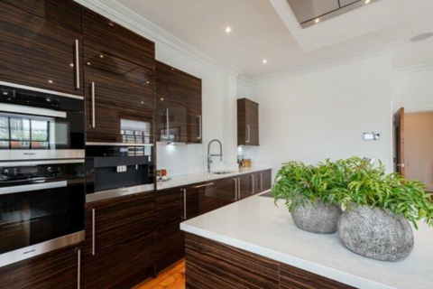 3 bedroom apartment to rent, Port Penthouse, Palace Wharf, Rainville Road, London