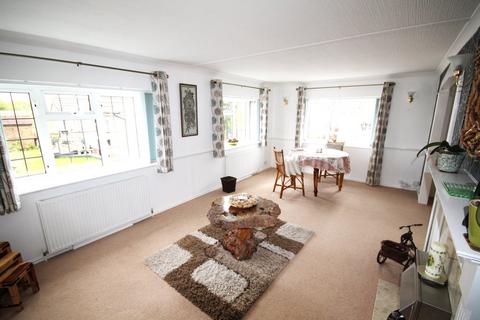 2 bedroom mobile home for sale, Layters Green Lane, Chalfont St Peter SL9