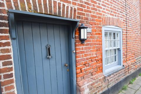 2 bedroom cottage for sale, King Street, Fordwich, Canterbury, CT2