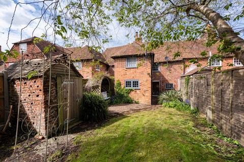 2 bedroom character property for sale, King Street, Fordwich, Canterbury, CT2