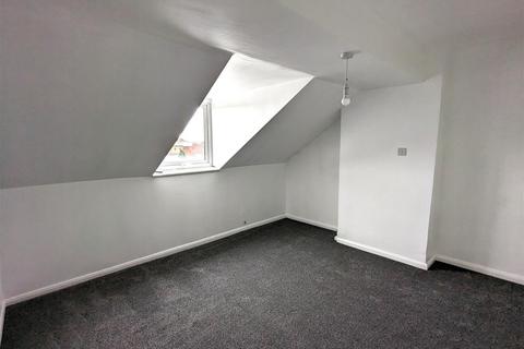 4 bedroom terraced house to rent, 54 Occupation Road, Hucknall, Nottingham