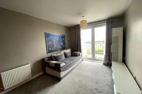 1 bedroom flat to rent, Taywood Road, Northolt