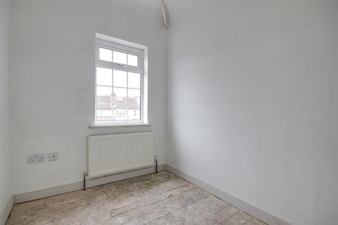 36 Tynemouth Drive, Enfield, EN1 4LS