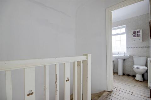 36 Tynemouth Drive, Enfield, EN1 4LS