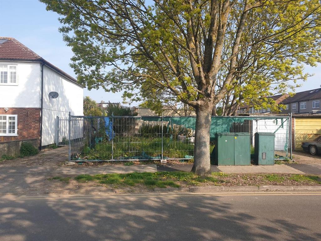 Flamborough garage.jpg