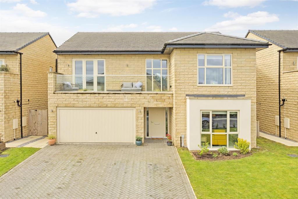 Baynes Drive, Dishforth, Thirsk 5 bed detached house for sale £565,000