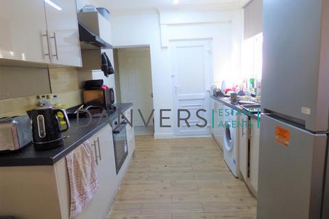 5 bedroom terraced house to rent, Harrow Road, Leicester LE3