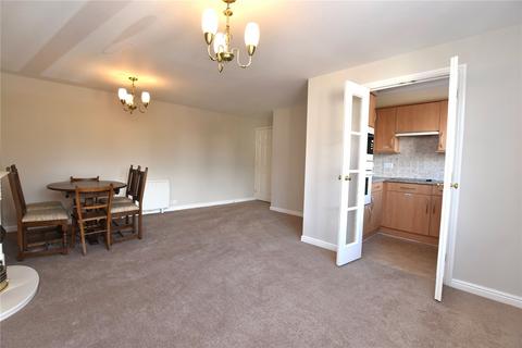 1 bedroom apartment for sale, 32 Stanhope Court, Brownberrie Lane, Horsforth, Leeds, West Yorkshire