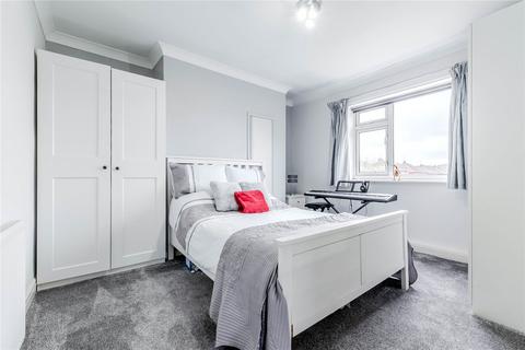 159 Broadgate Lane, Horsforth, Leeds, LS18 5BS