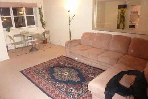 2 bedroom flat to rent, 2 Colgate Place