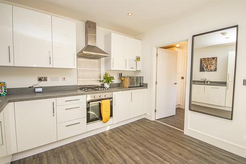 87 Ivinson Way, Bramshall, Uttoxeter, ST14 5EQ