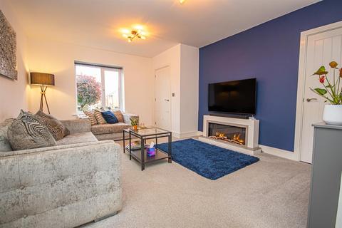 87 Ivinson Way, Bramshall, Uttoxeter, ST14 5EQ