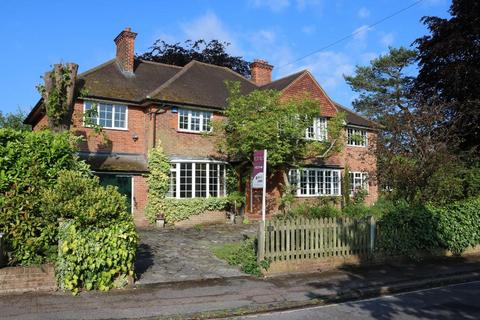 5 bedroom detached house for sale, HYLANDS ROAD, EPSOM, KT18