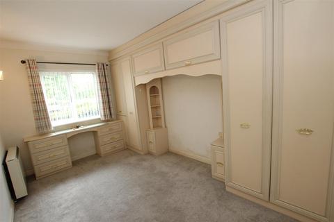 1 bedroom apartment for sale, Rydal Court, Bolton BL1