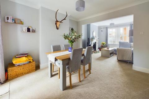 24 Sybil Road, Gloucester, GL1 4PG