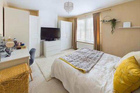 24 Sybil Road, Gloucester, GL1 4PG