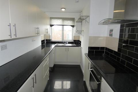 3 bedroom house to rent, 26 Grassdale ParkBroughEast Yorkshire