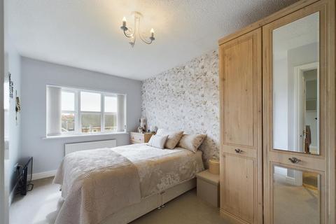 3 bedroom semi-detached house for sale, Cadman Road, Bridlington