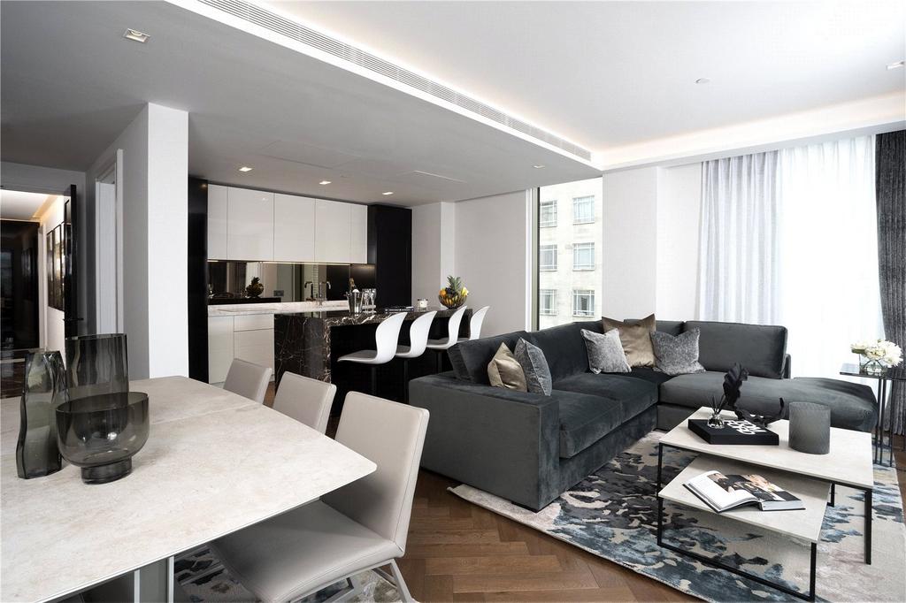Reception/Kitchen