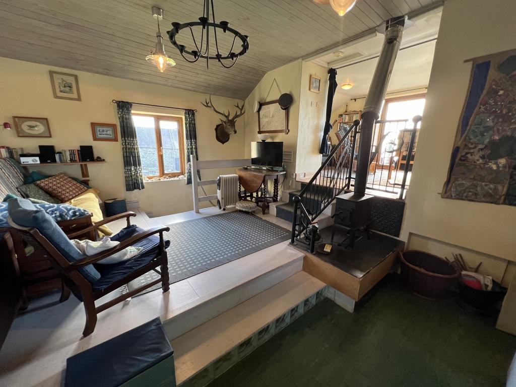 Open Plan Split Level Kitchen/Dining Room