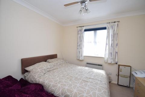 1 bedroom apartment for sale, Snowdon Close, Eastbourne BN23
