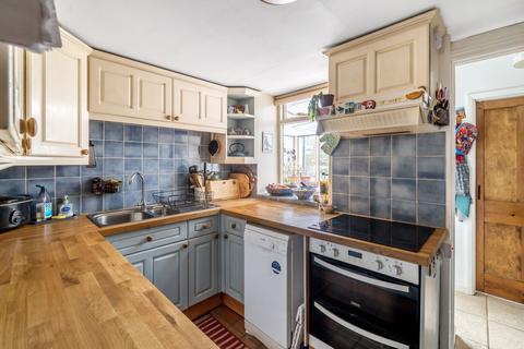 2 bedroom terraced house for sale, Lechlade Road, Faringdon, Oxfordshire, SN7