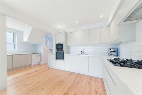 51 Marlow Drive, Cheam, Sutton, SM3 9BD