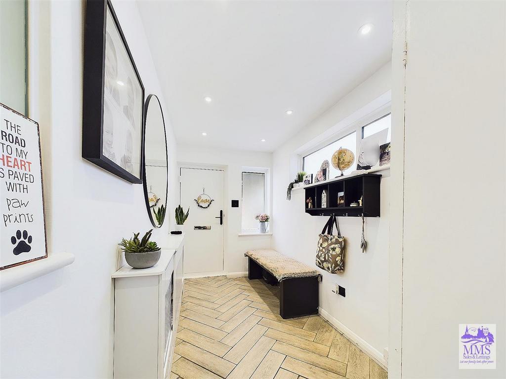 Pepys Way, Strood 4 bed semidetached house £425,000