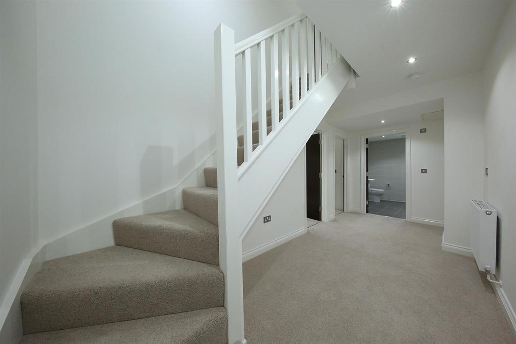 1, 35-37 Charles St 0853.JPG
