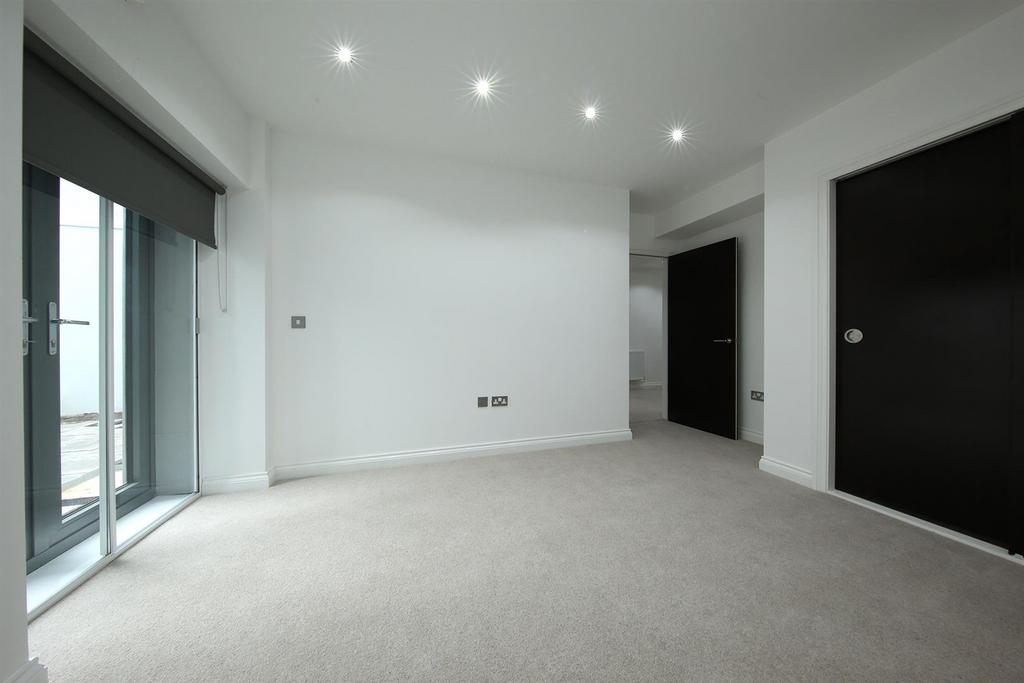 1, 35-37 Charles St 0845.JPG