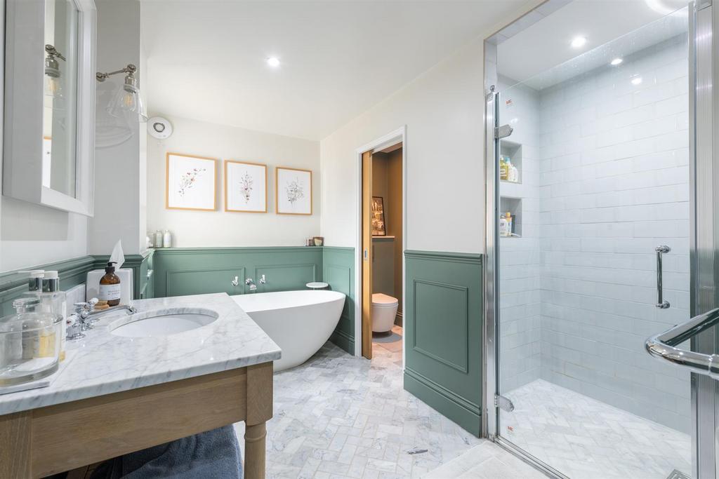 Ground Floor Bathroom