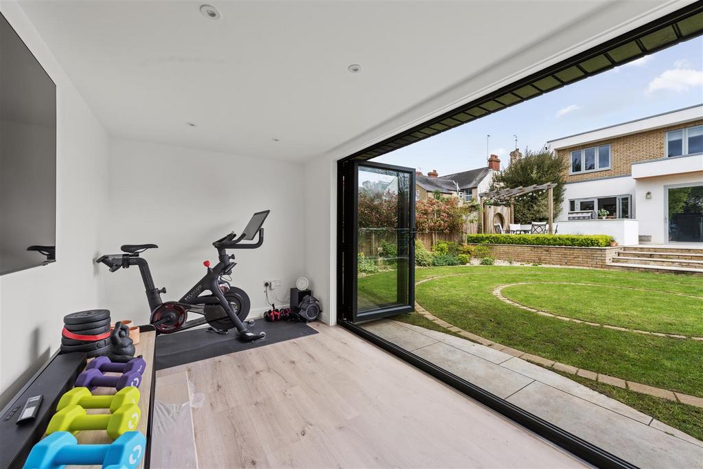 Peloton Room / Gym